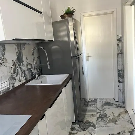 Ilas Apartman Belgrad Exteriör bild