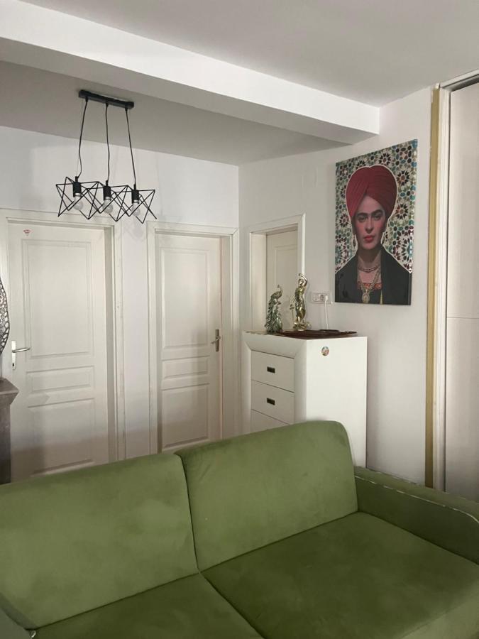 Ilas Apartment